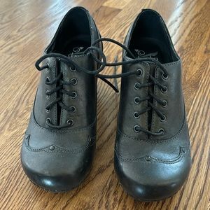 Dansko Heeled Oxford